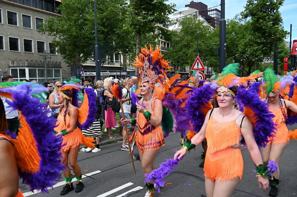 ../Images/Zomercarnaval 2024 260.jpg